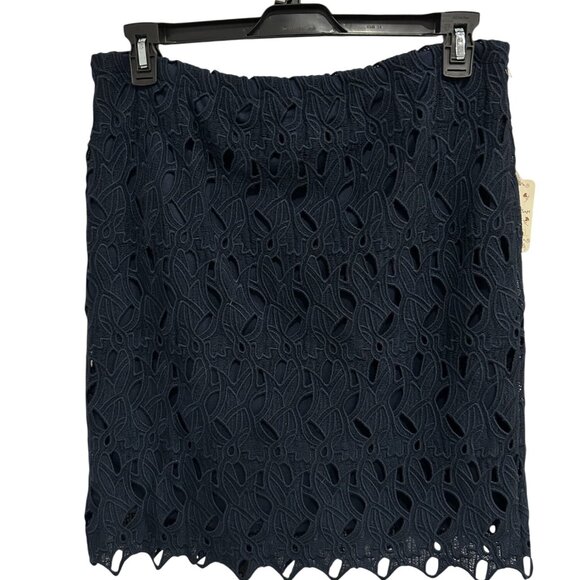 Lucy & Laurel Navy Blue Lace Floral Cutout DesignLined Skirt Size 10 Elegant NWT - Picture 2 of 9